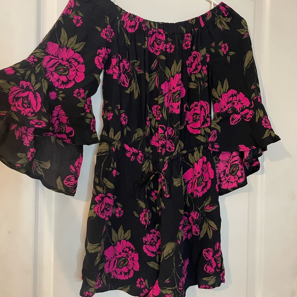 Rose romper - Picture 2 of 4